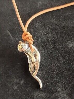 Hanging Cat leather Rope